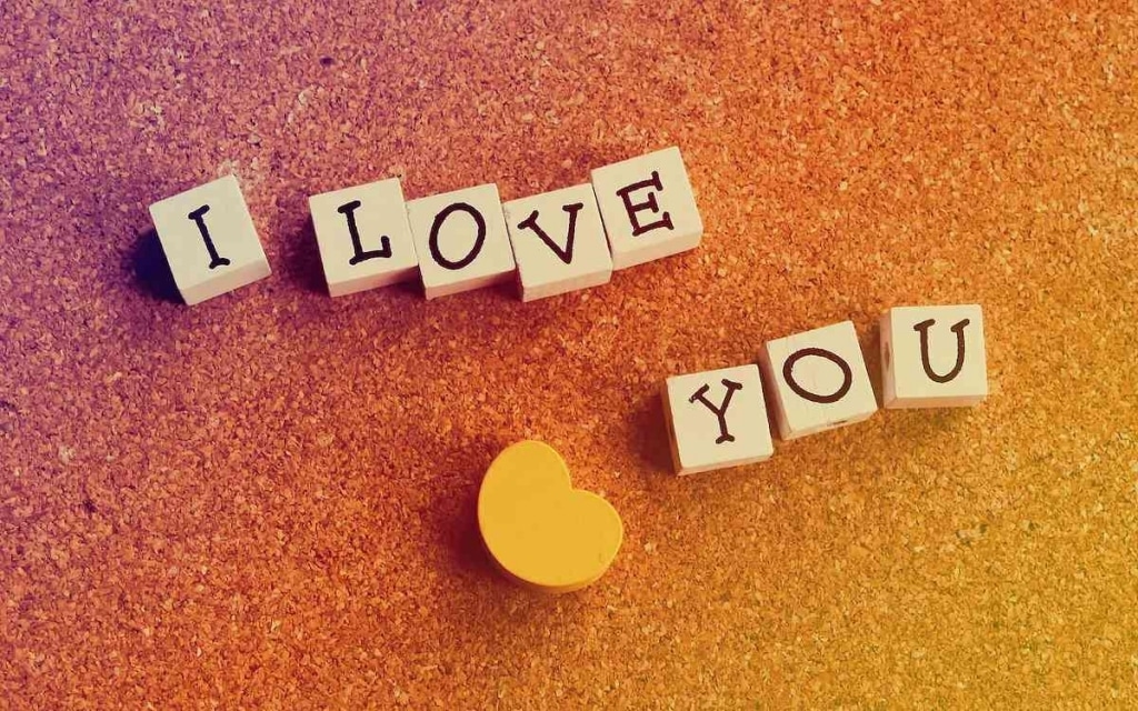 Scooper - Femininity News: Short Romantic Love Letters For Him