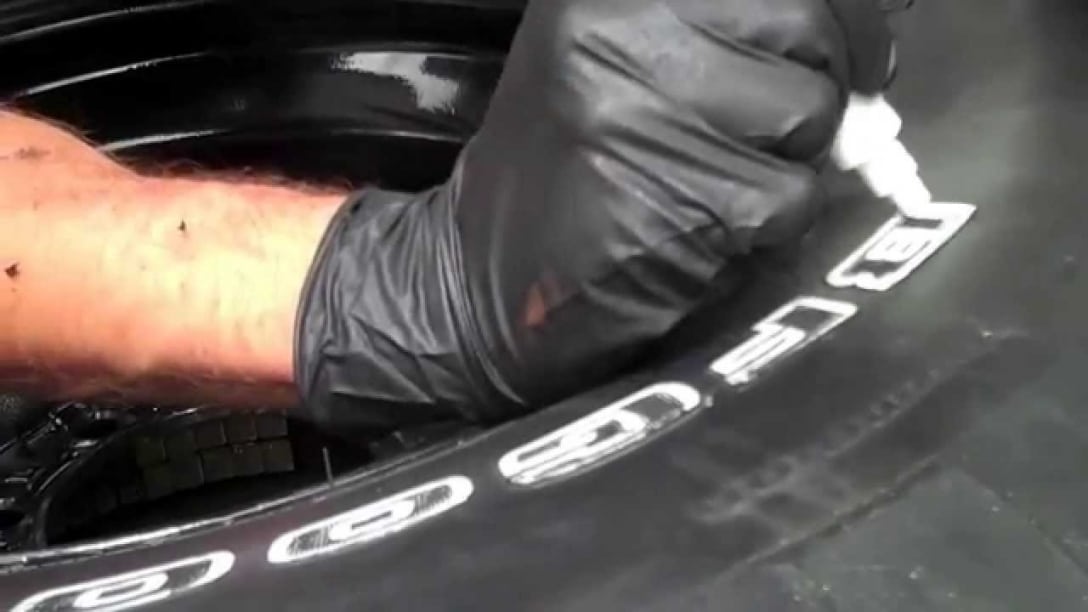 17 Inch Raised White Letter Tires
